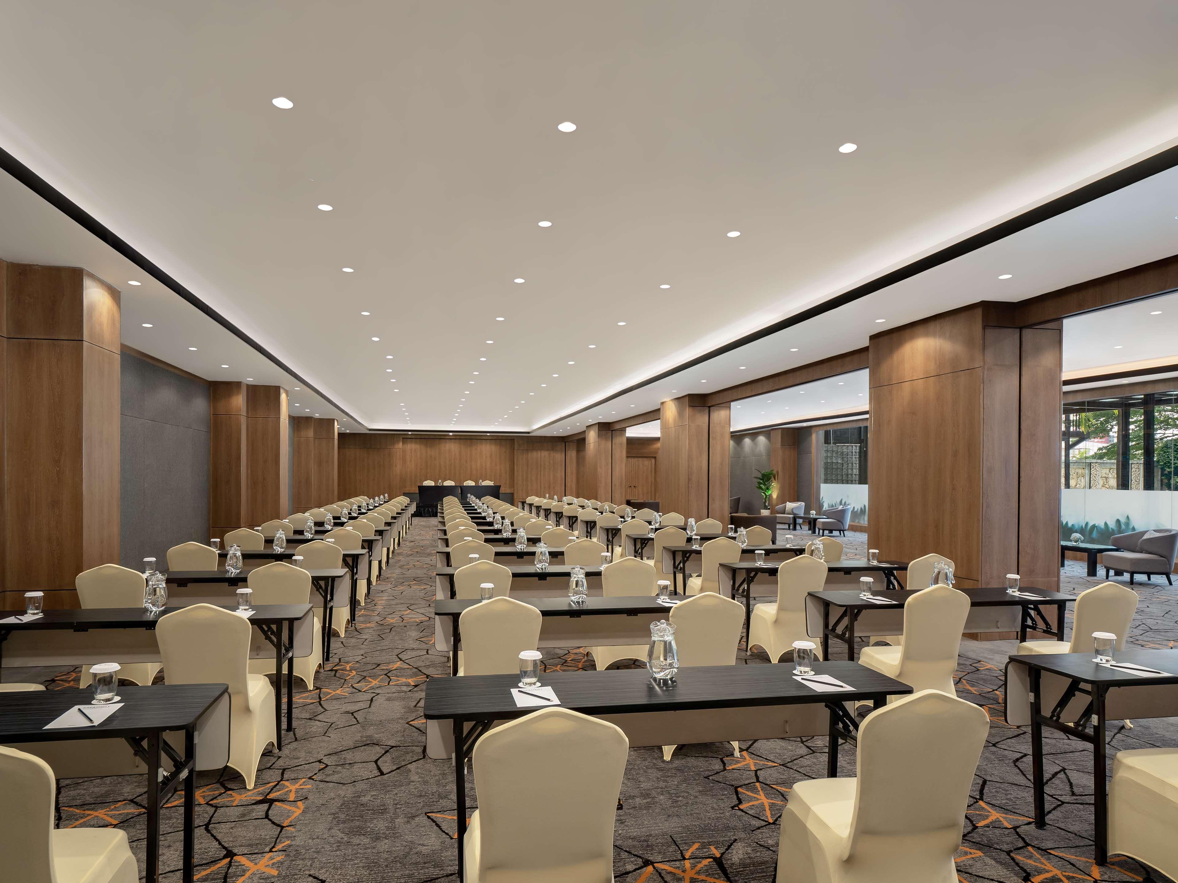 Aiho Hotel Медан Экстерьер фото