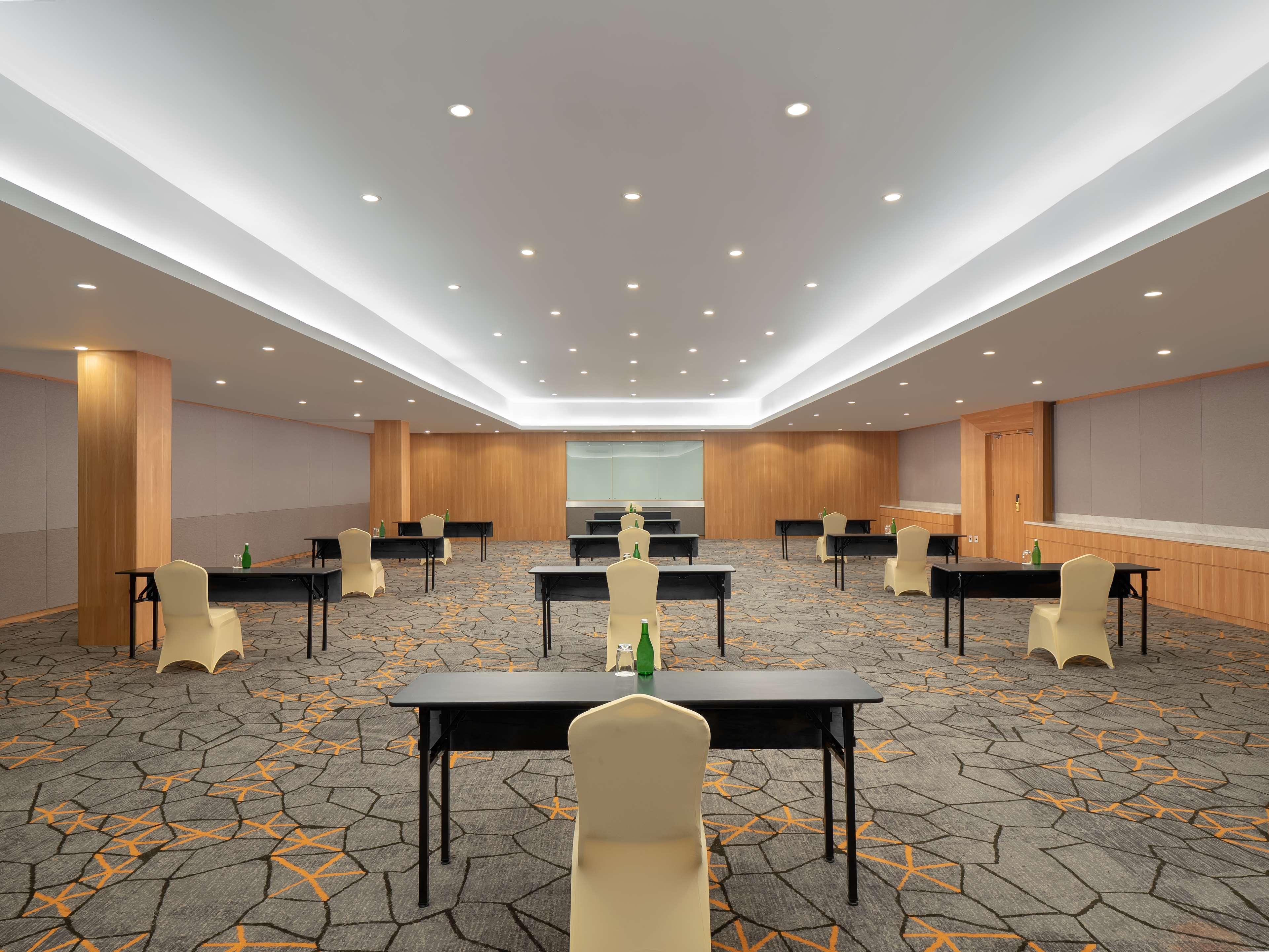 Aiho Hotel Медан Экстерьер фото