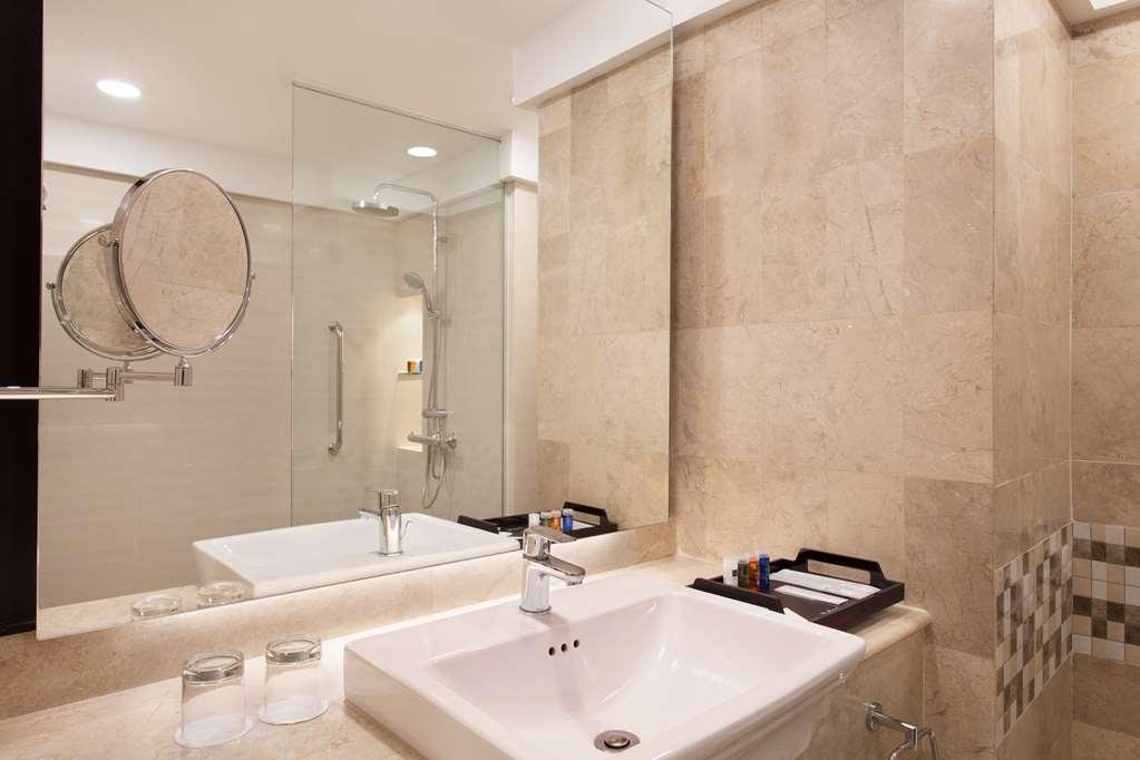 Aiho Hotel Медан Номер фото